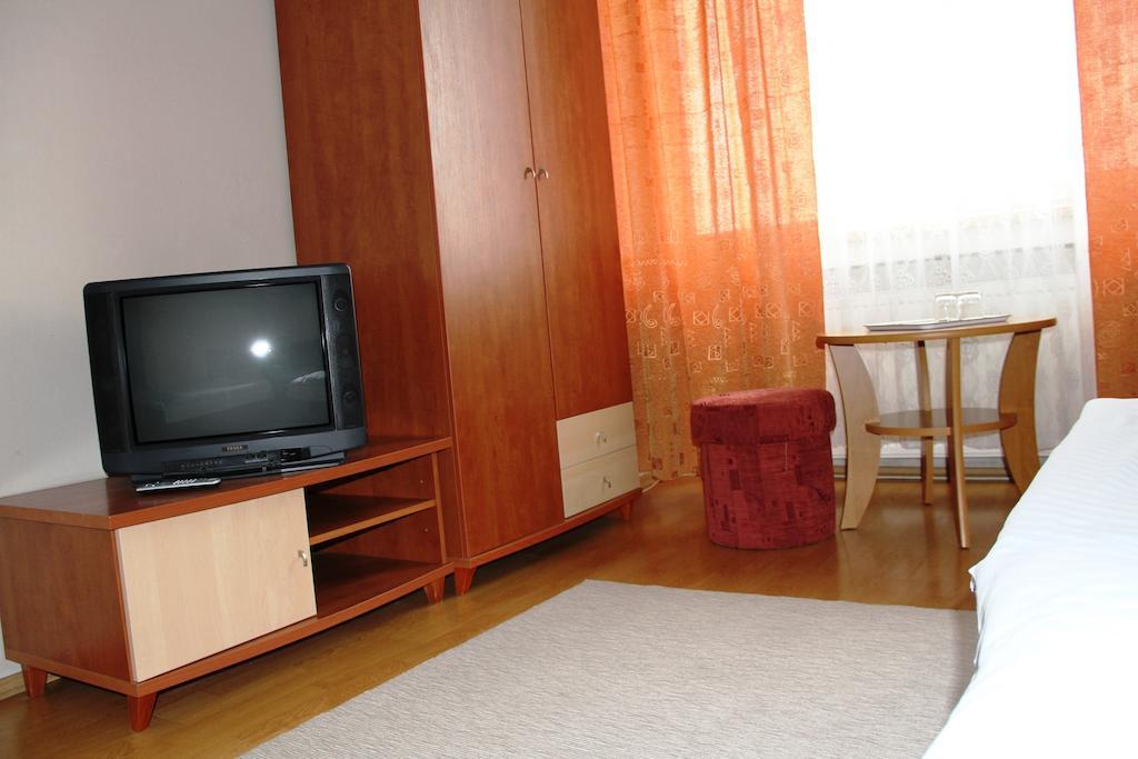 Hotel Dom techniky Žilina Zimmer foto
